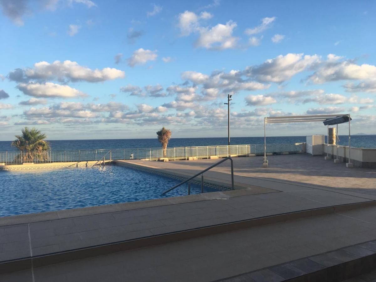 Apartament Bambu N°2 Przy Plazy Piekny Widok Torrevieja Dış mekan fotoğraf