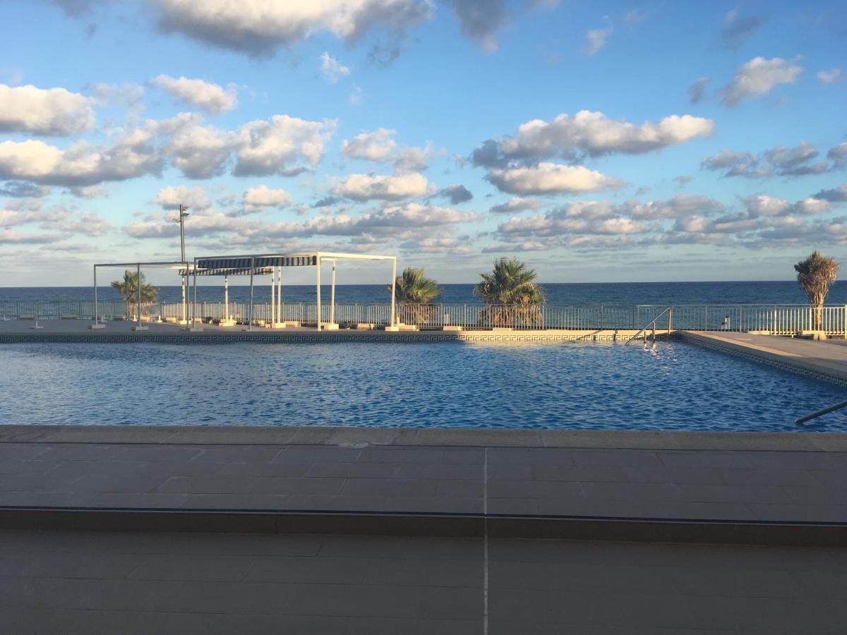 Apartament Bambu N°2 Przy Plazy Piekny Widok Torrevieja Dış mekan fotoğraf