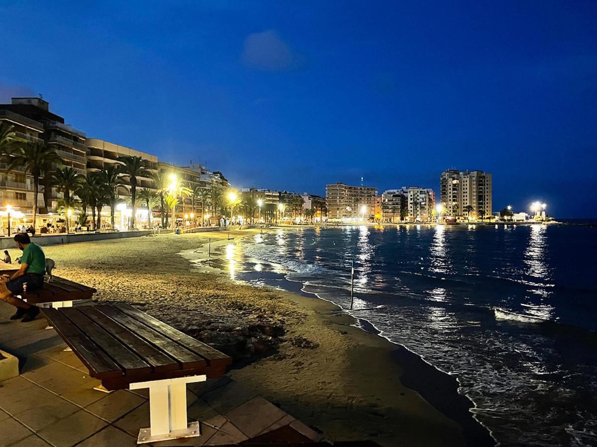 Apartament Bambu N°2 Przy Plazy Piekny Widok Torrevieja Dış mekan fotoğraf